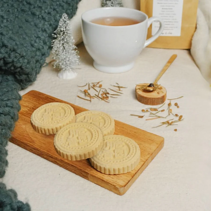 Oh’ Xmas Tree: Pine Tea & Almond Cakes Pairing