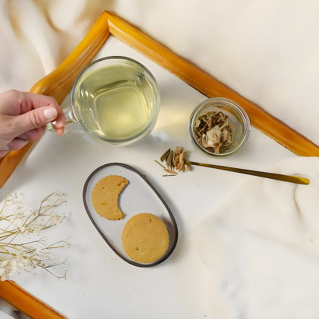 Ginger and Lemongrass Tea & Ginger Cookie pairing 